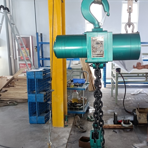 HQ2運行小車式氣動葫蘆 2噸防爆無火花風動葫蘆 應用多種行業(yè)